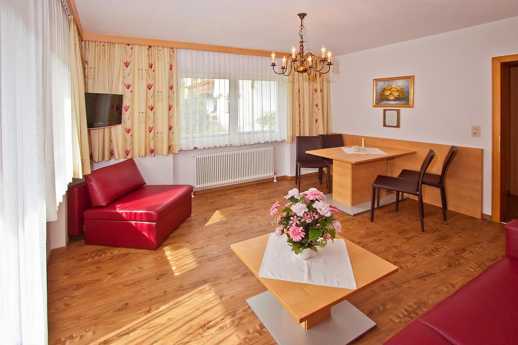 Ferienwohnungen Appartements Patscheider Финкенберг Номер фото
